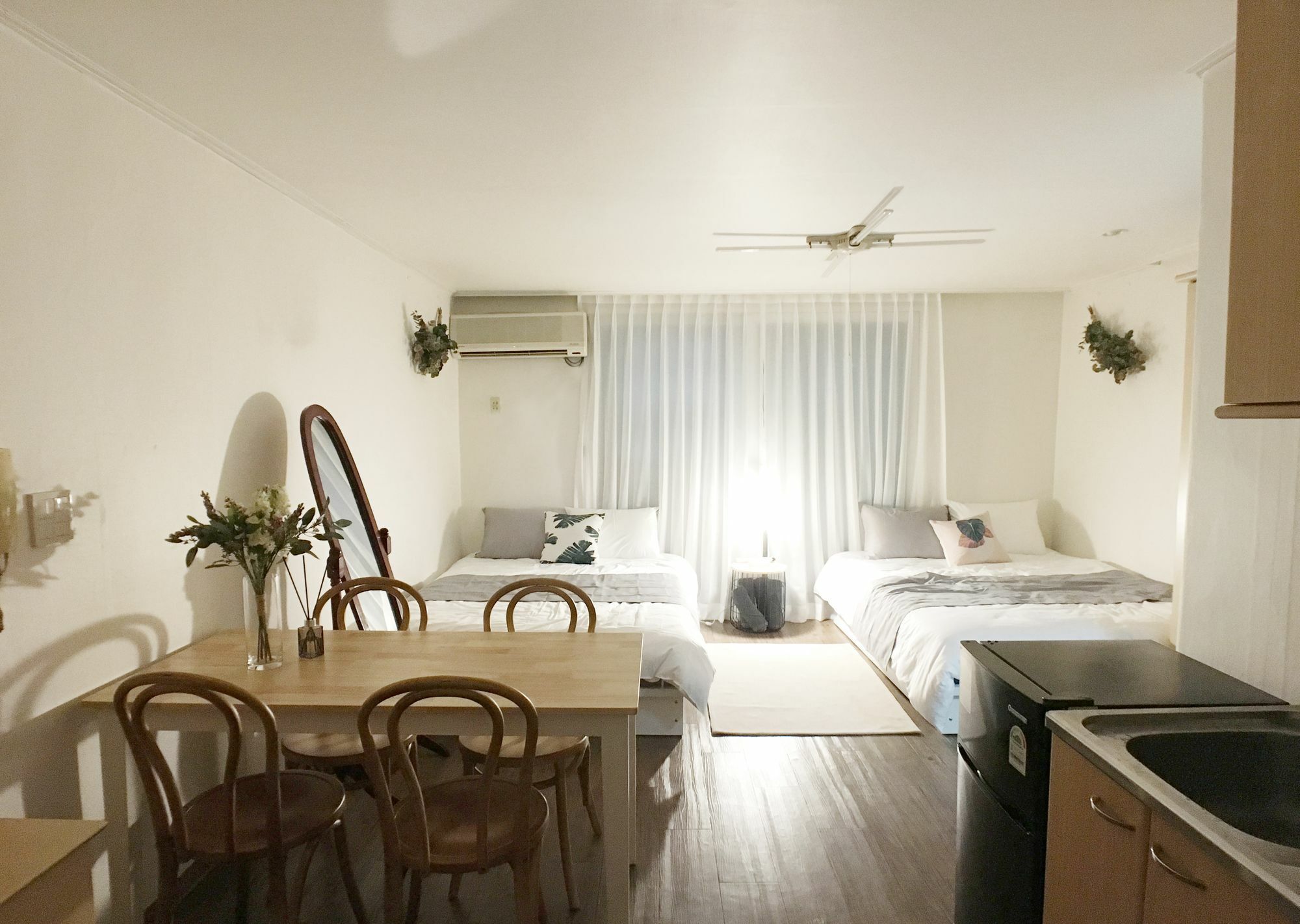 Sunny House Hongik Snt 1Mins Apartment Seoul Exterior photo